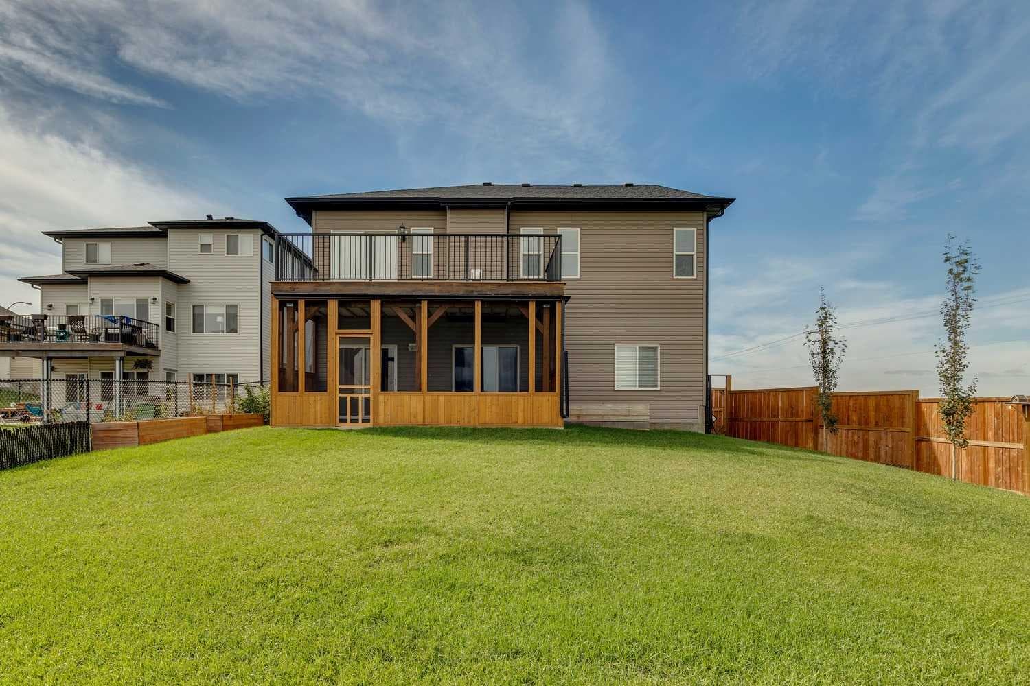 170 Hanson Drive NE