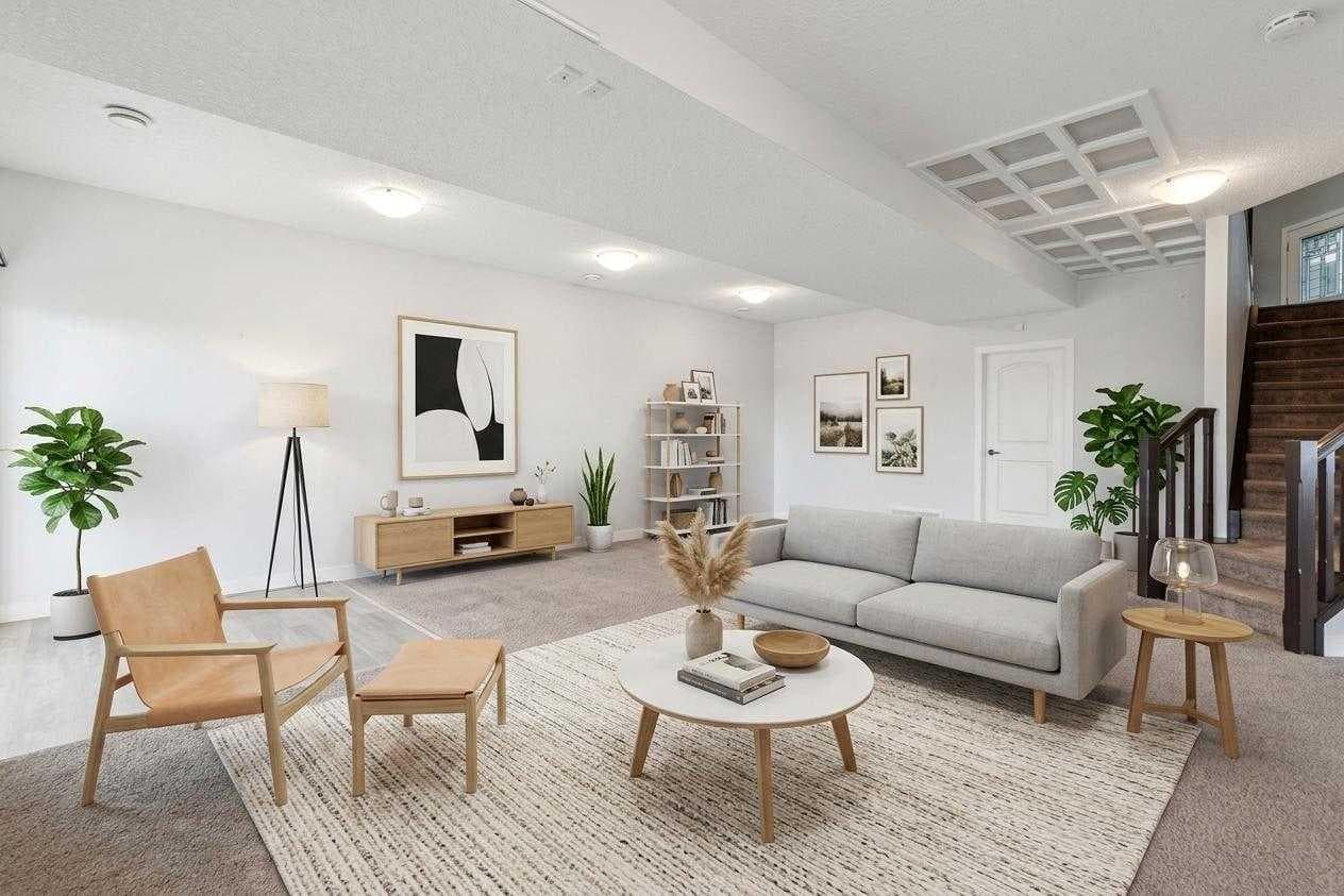 170 Hanson Drive NE