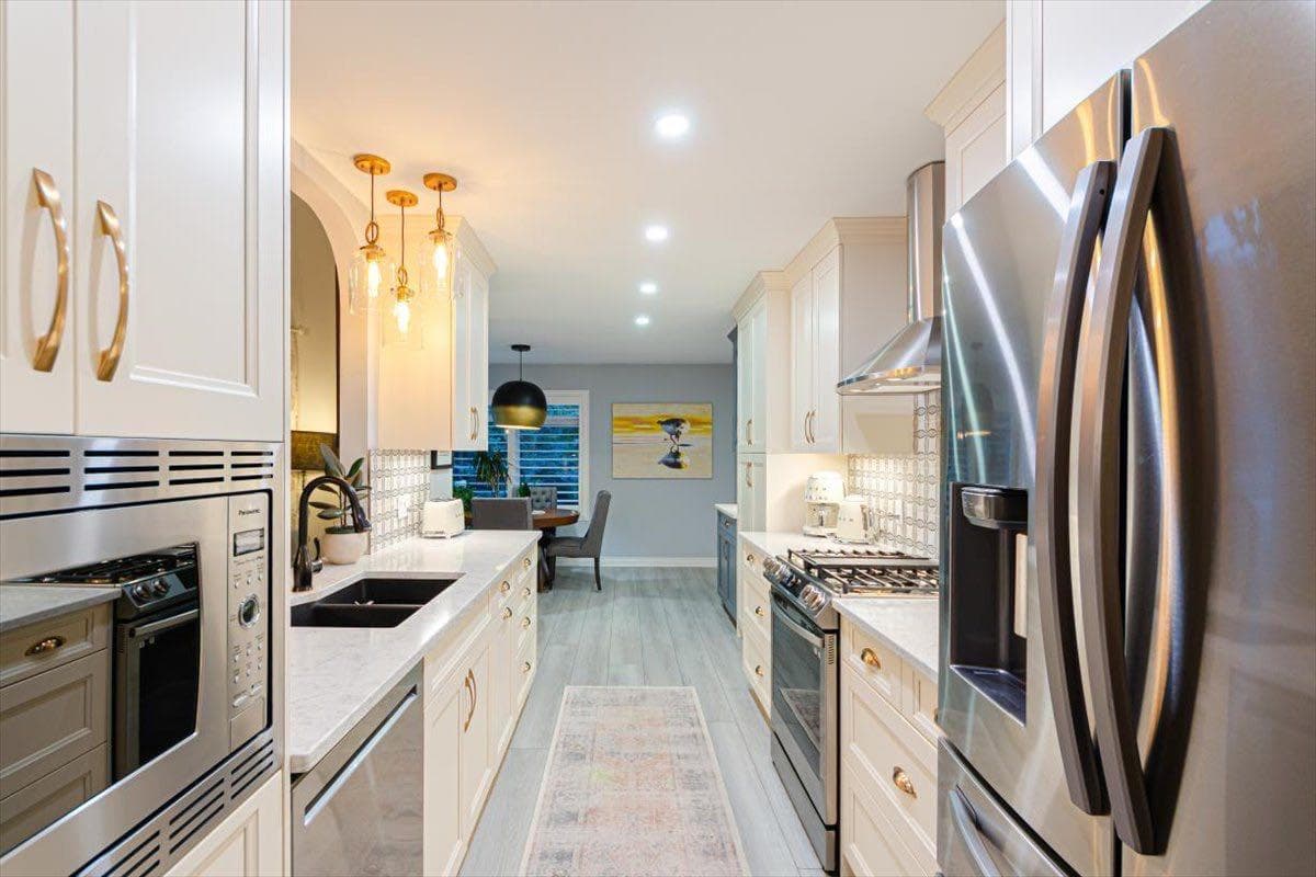 10 Varsity Estates Park NW