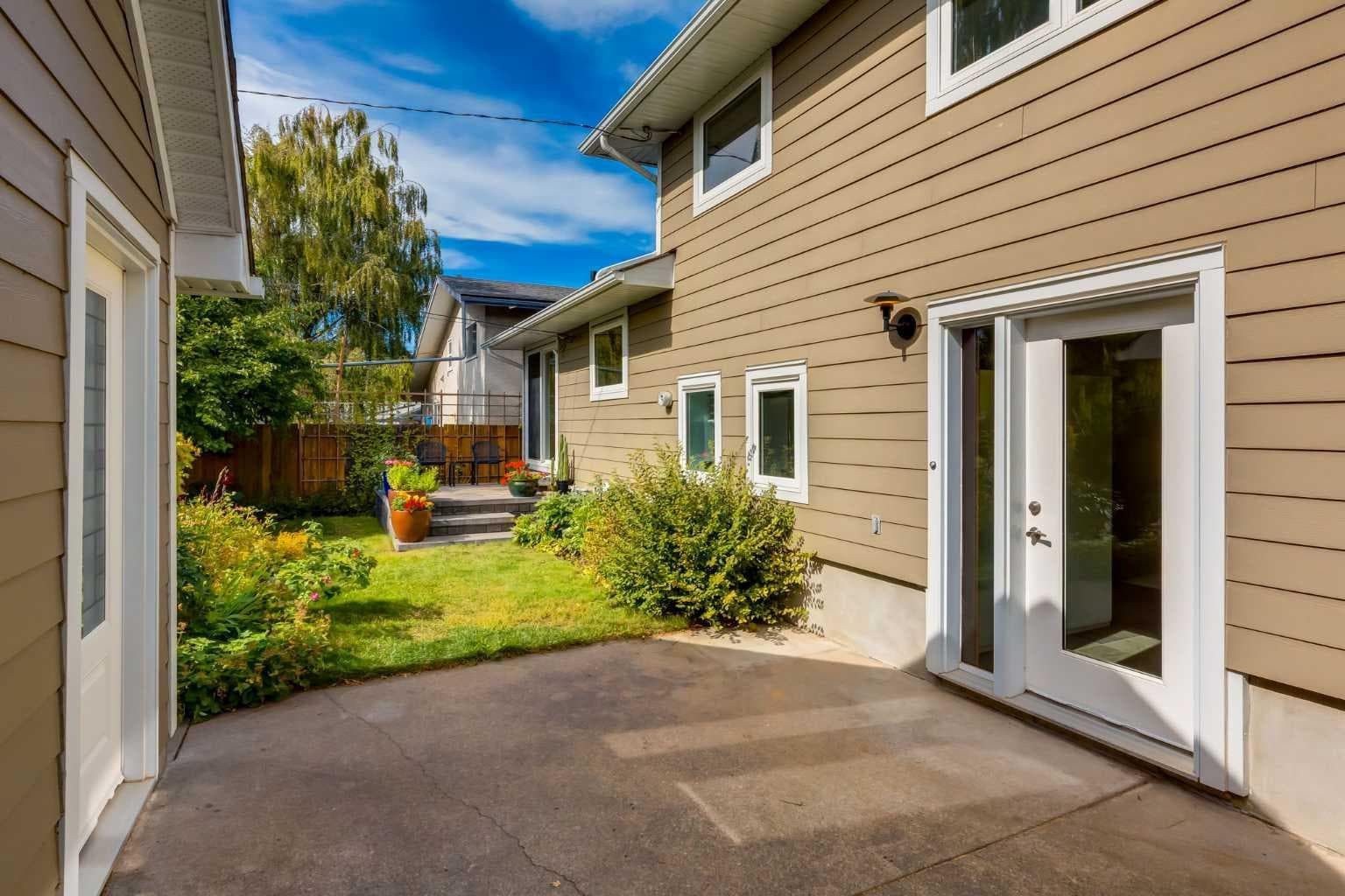 2547 Chicoutimi Drive NW
