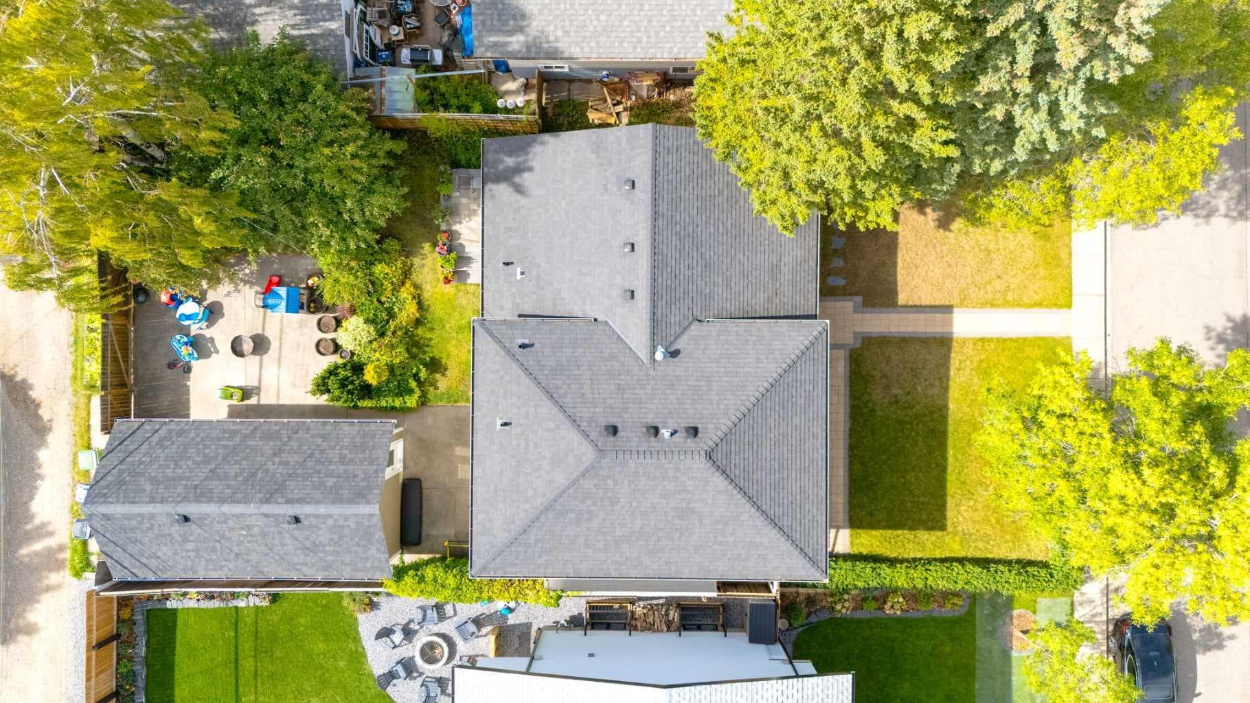 2547 Chicoutimi Drive NW