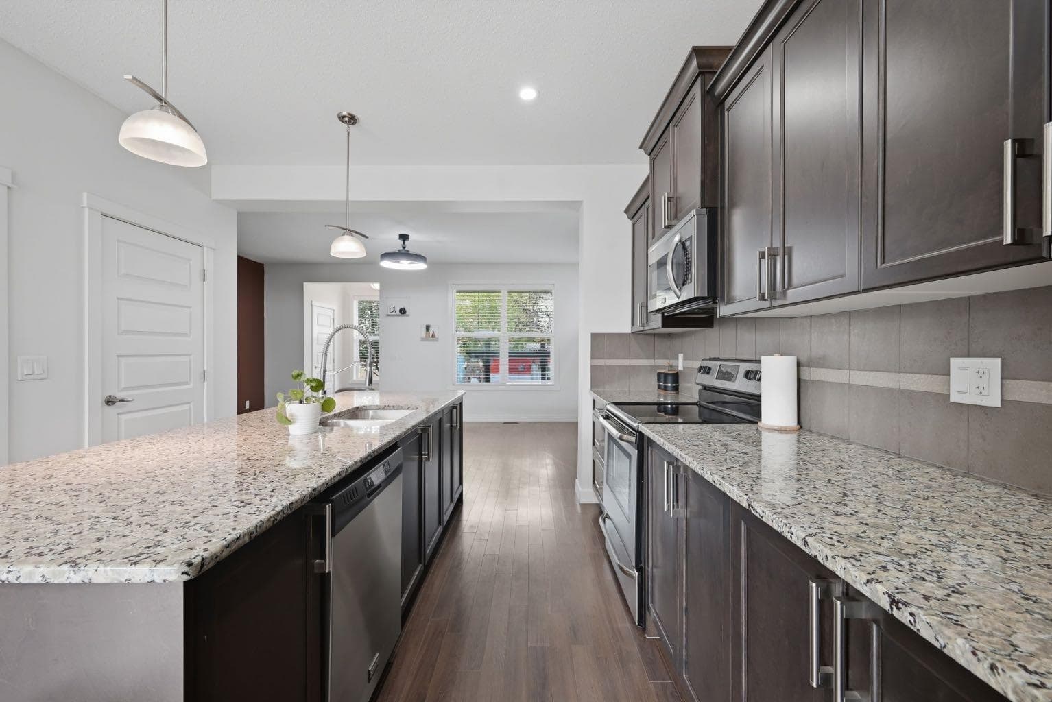 1843 Reunion Boulevard NW