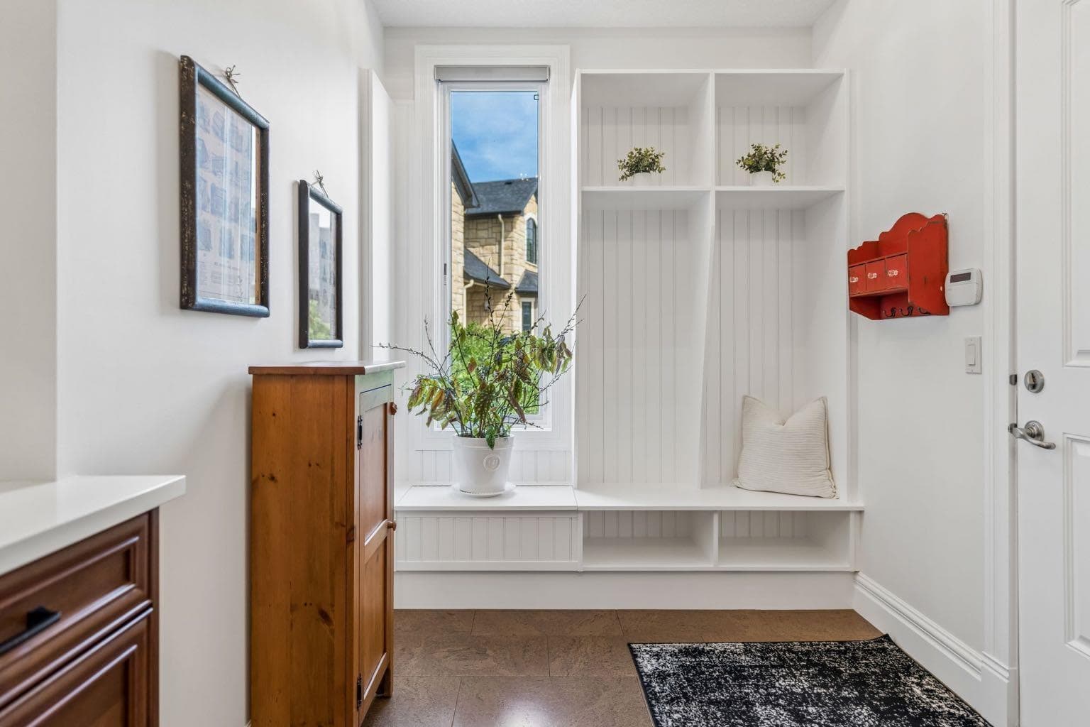 527 Montclair Place 