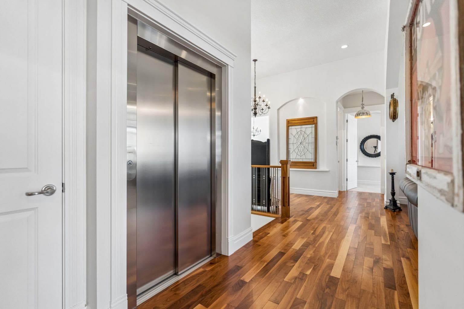 527 Montclair Place 