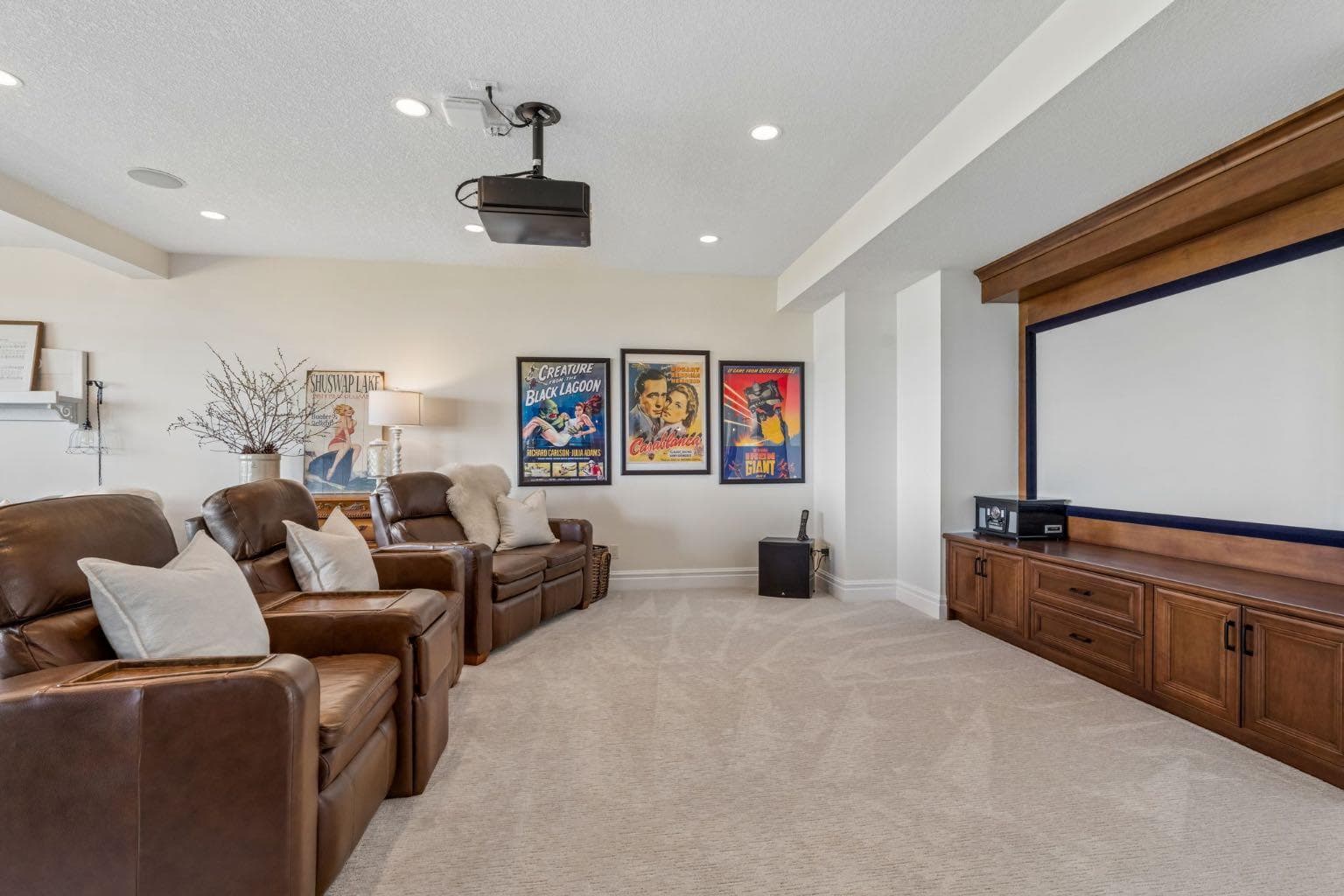 527 Montclair Place 