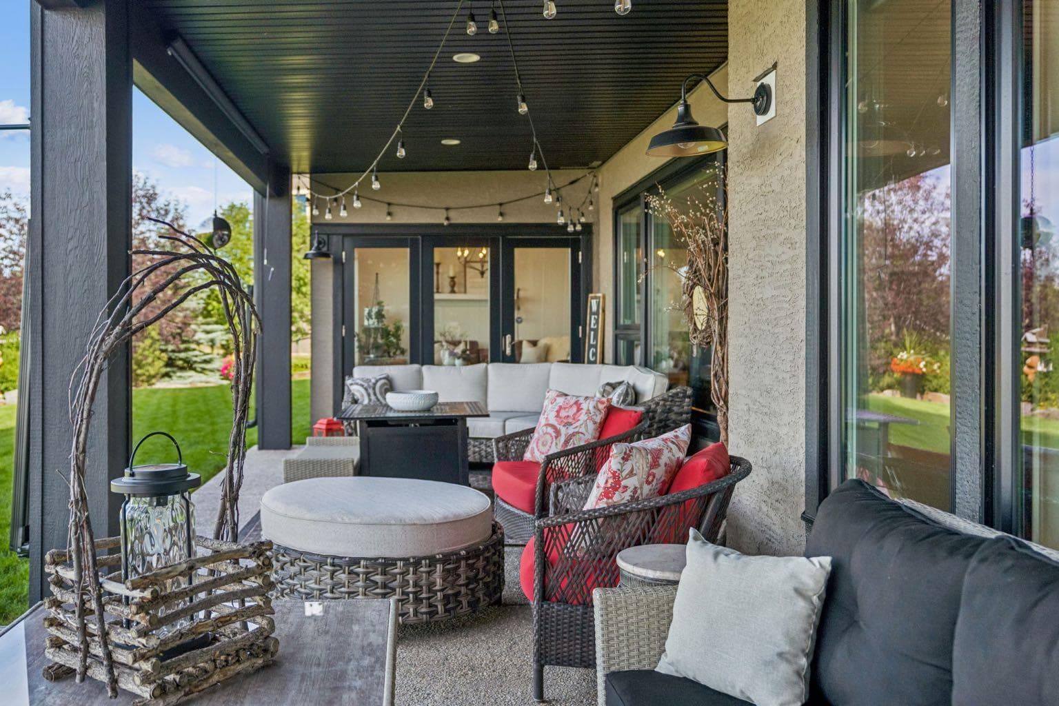 527 Montclair Place 