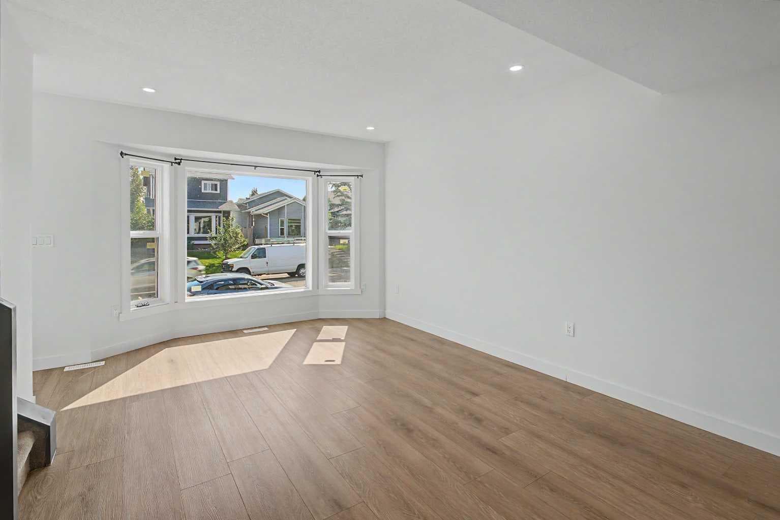 58 Taraglen Road NE