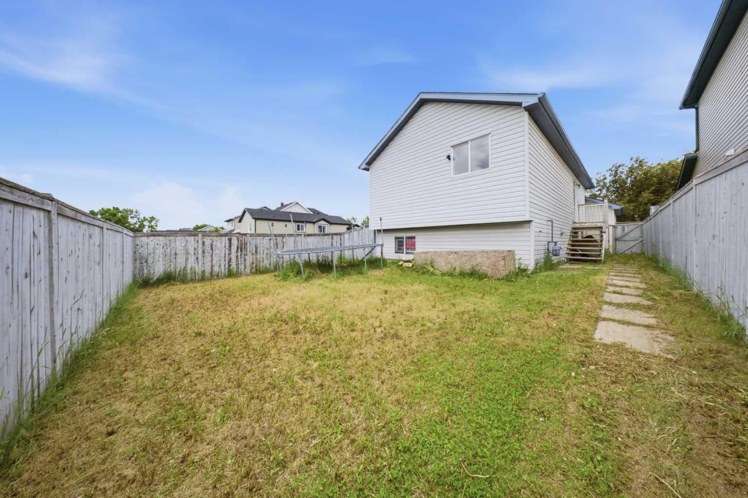 33 MARTIN CROSSING Green NE