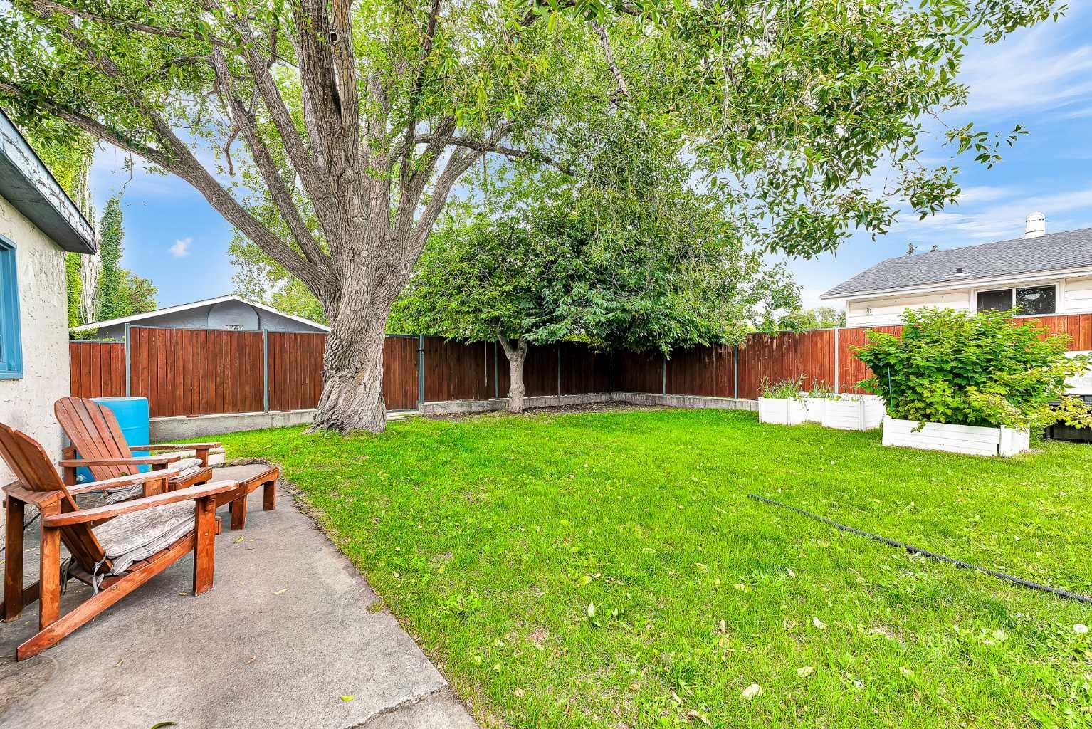 6547 Dalrymple Way NW