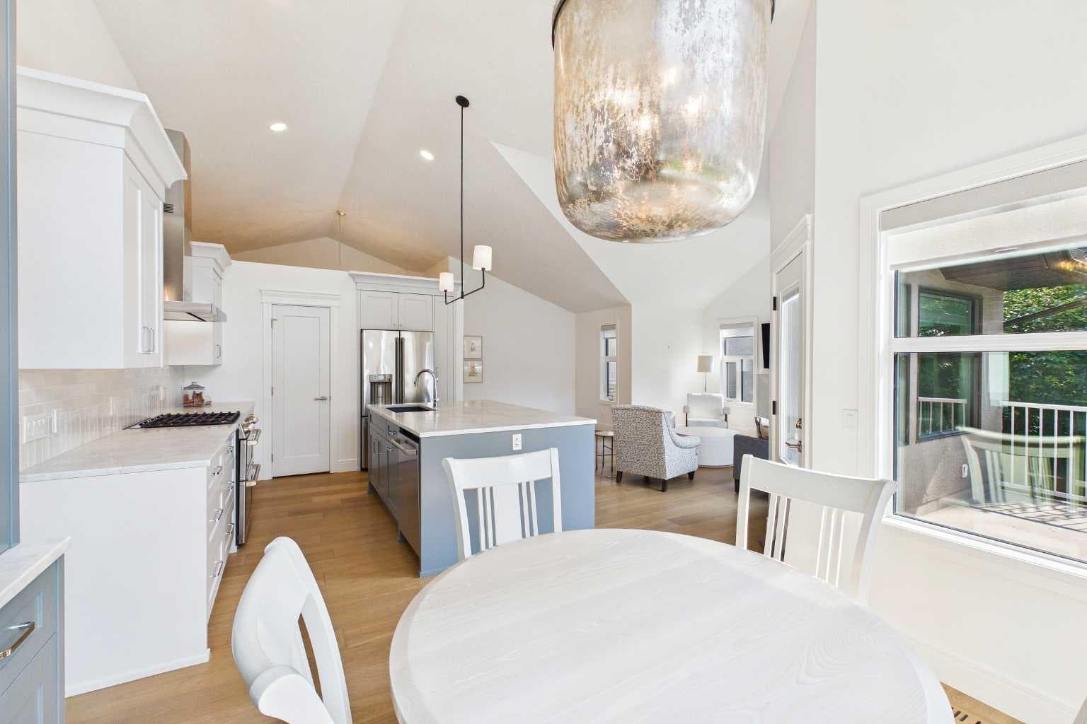 208 Harvest Lake Green NE