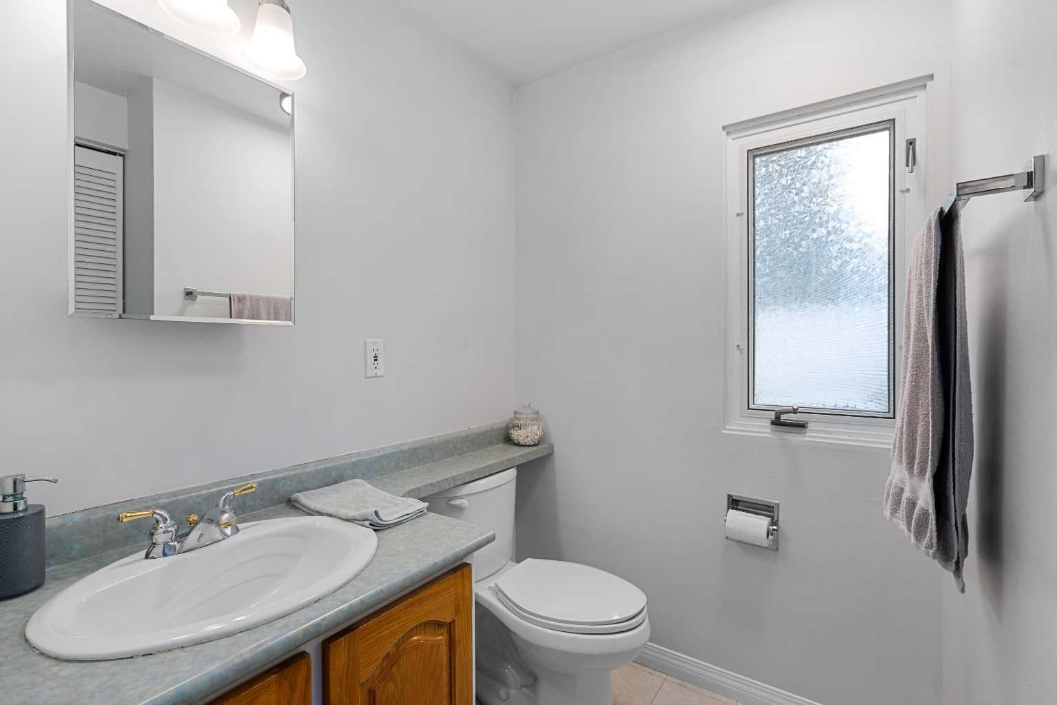 543 Willingdon Boulevard SE