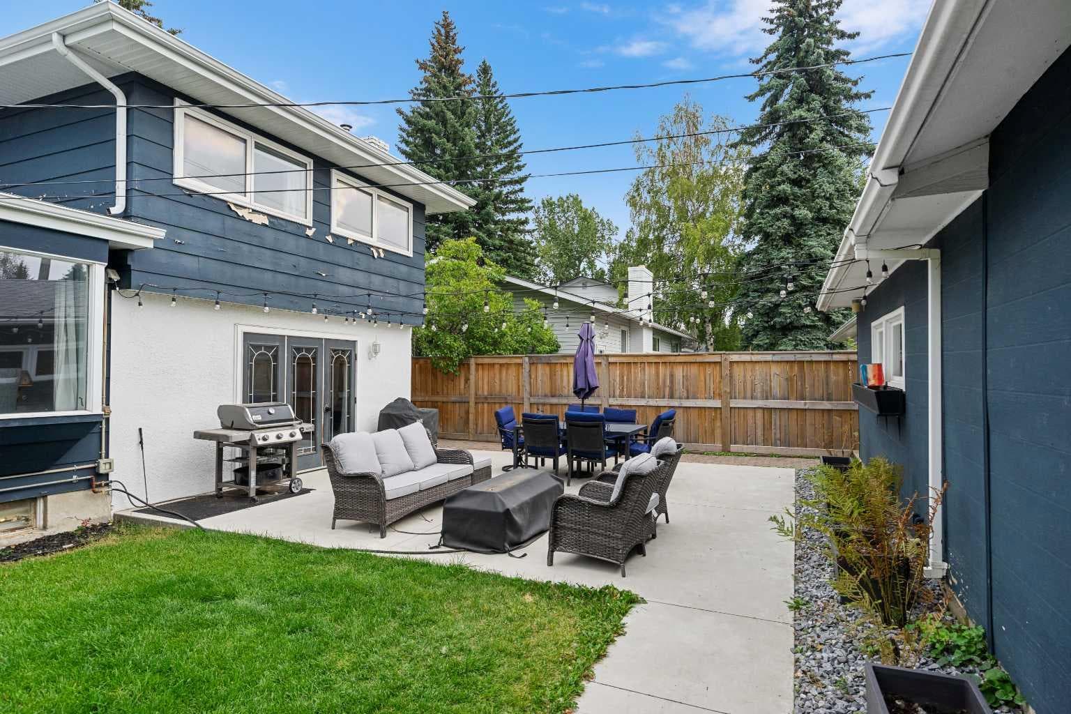 543 Willingdon Boulevard SE