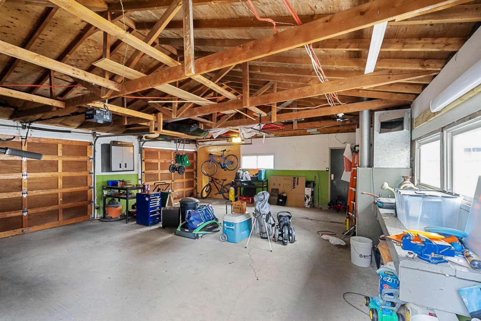 543 Willingdon Boulevard SE