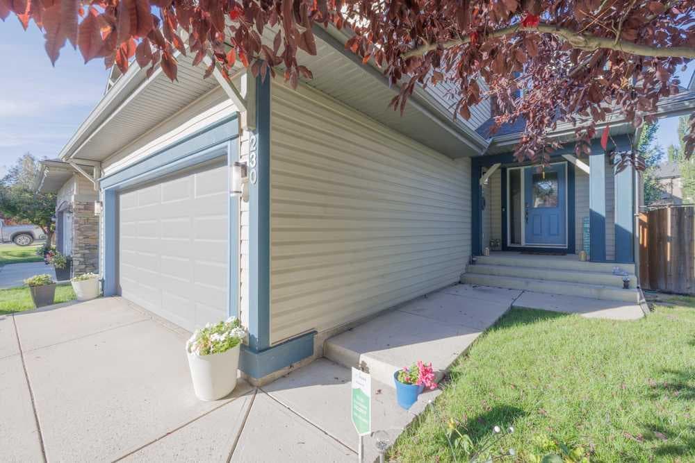230 Auburn Bay Boulevard SE