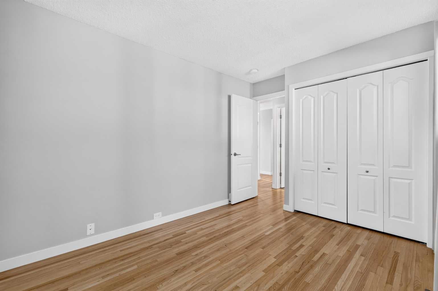 803 Canford Crescent SW