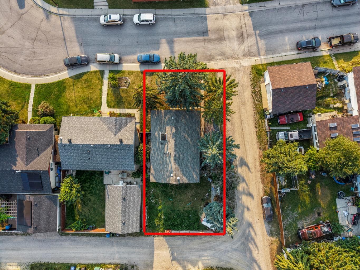 259 Manora Crescent NE