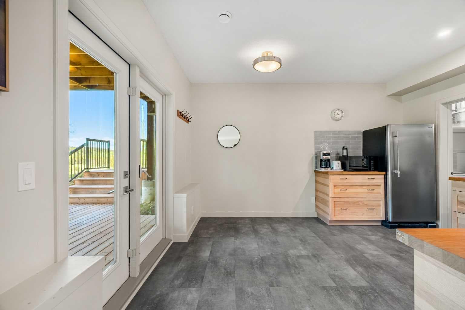 61080 Larsen Pasture Road 
