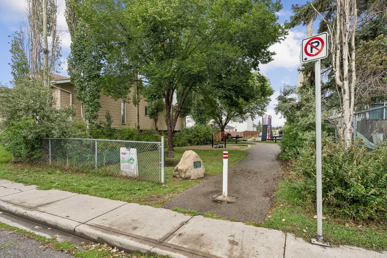 35 Dovercliffe Way SE
