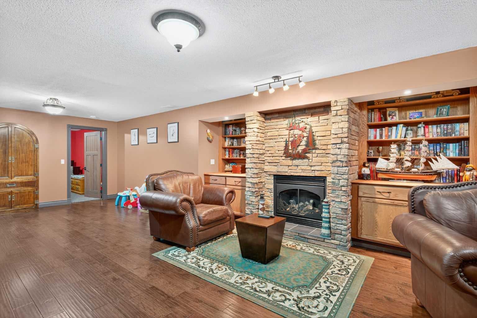 125 Copeland Close 
