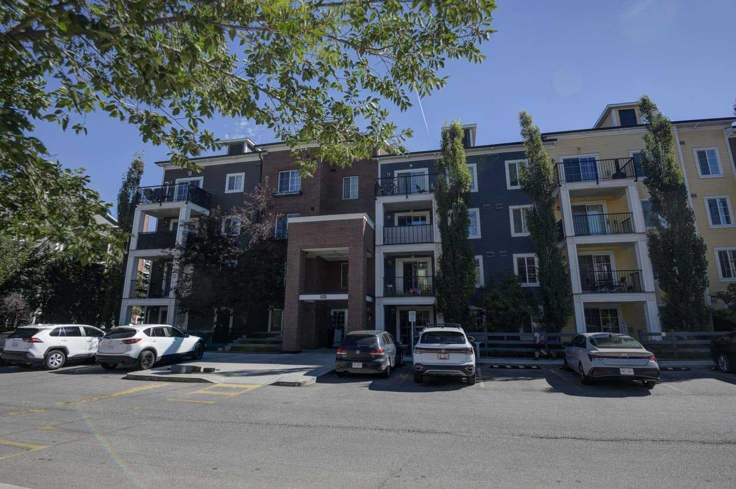 2414, 99 copperstone Park SE