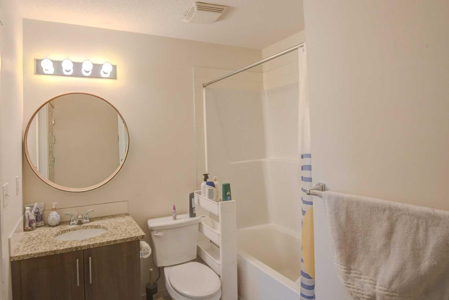 2414, 99 copperstone Park SE