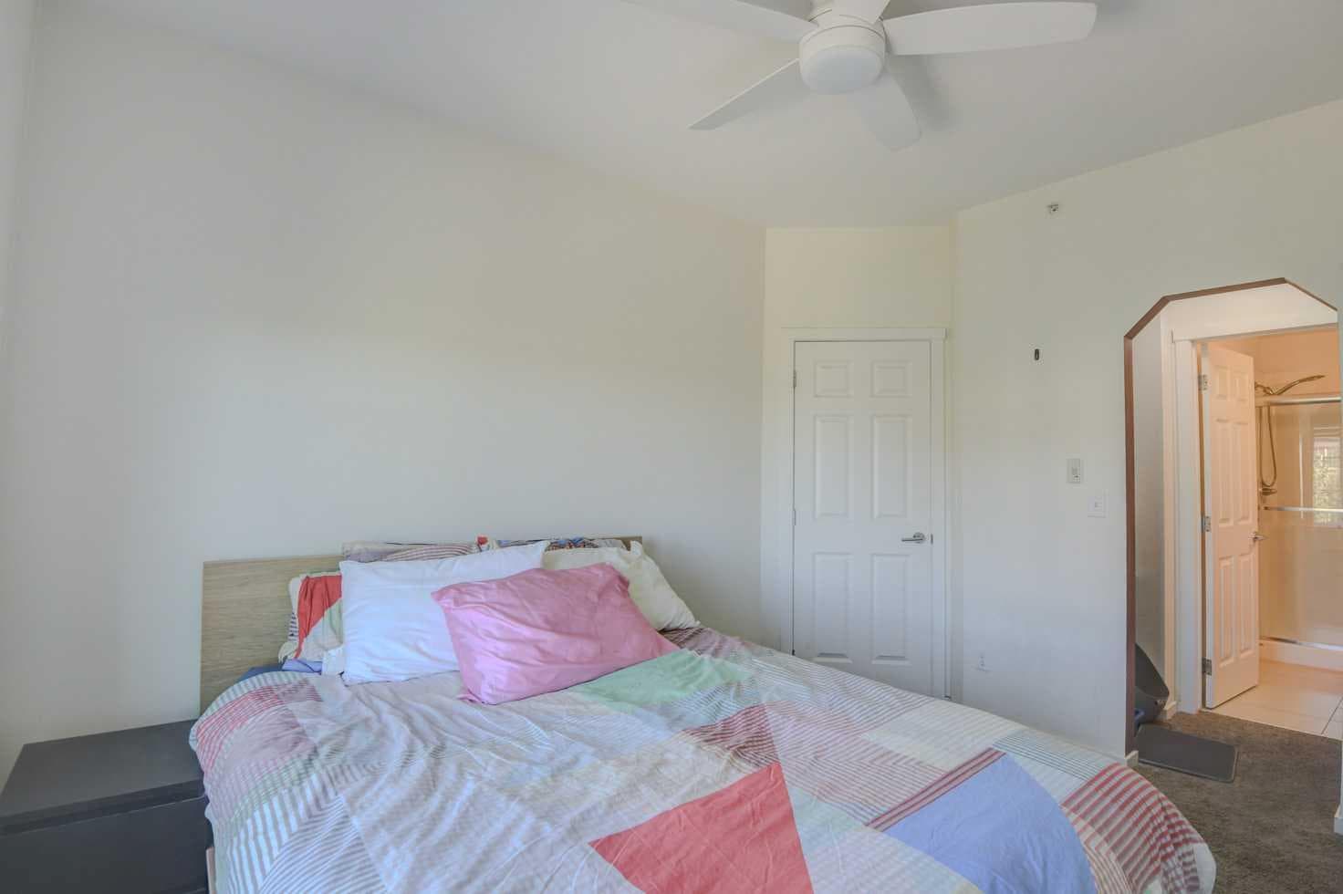 2414, 99 copperstone Park SE