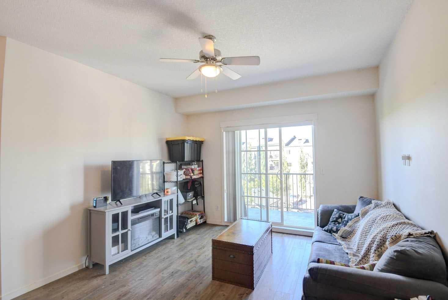 2414, 99 copperstone Park SE