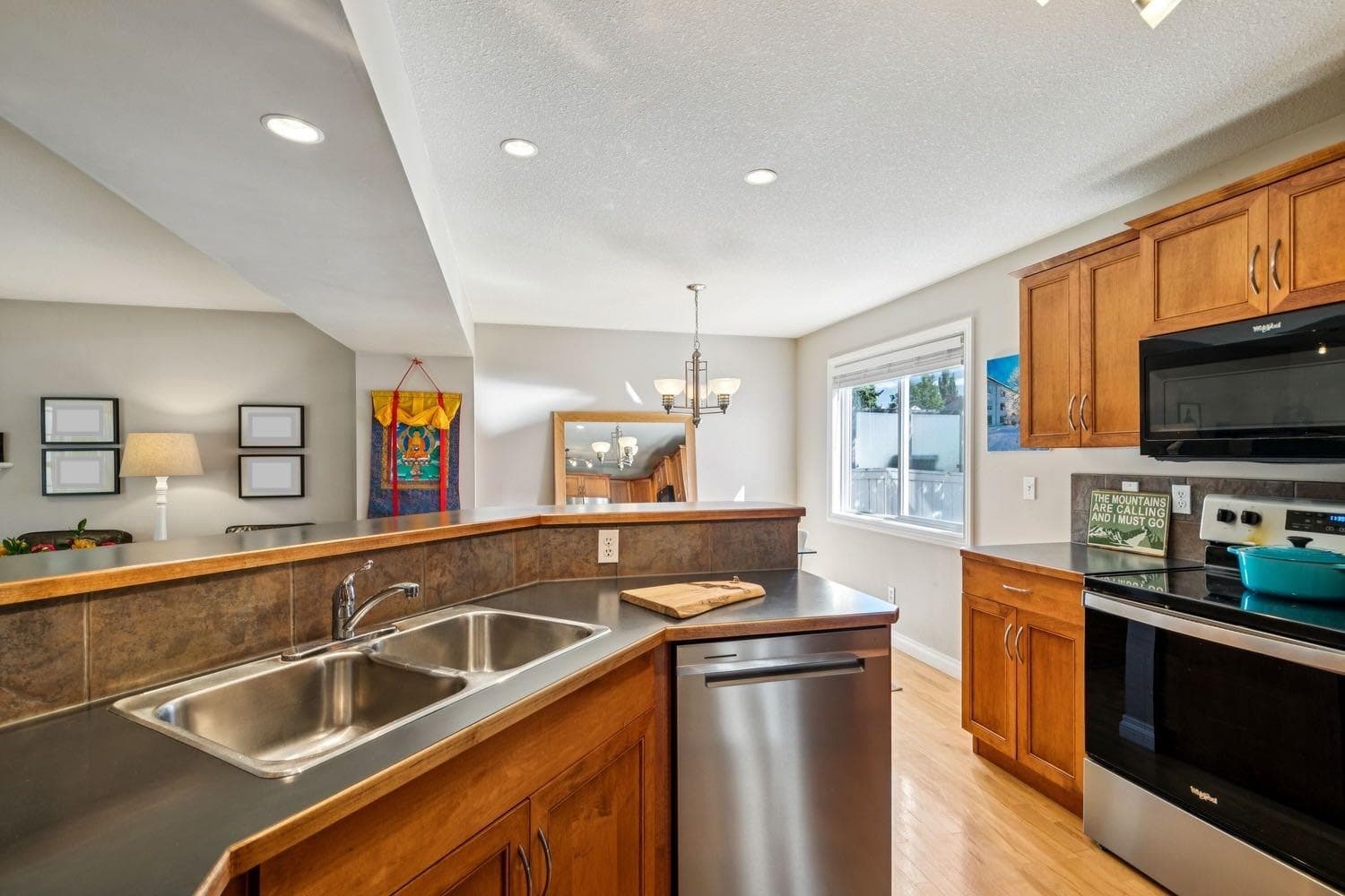 159 Somme Manor SW