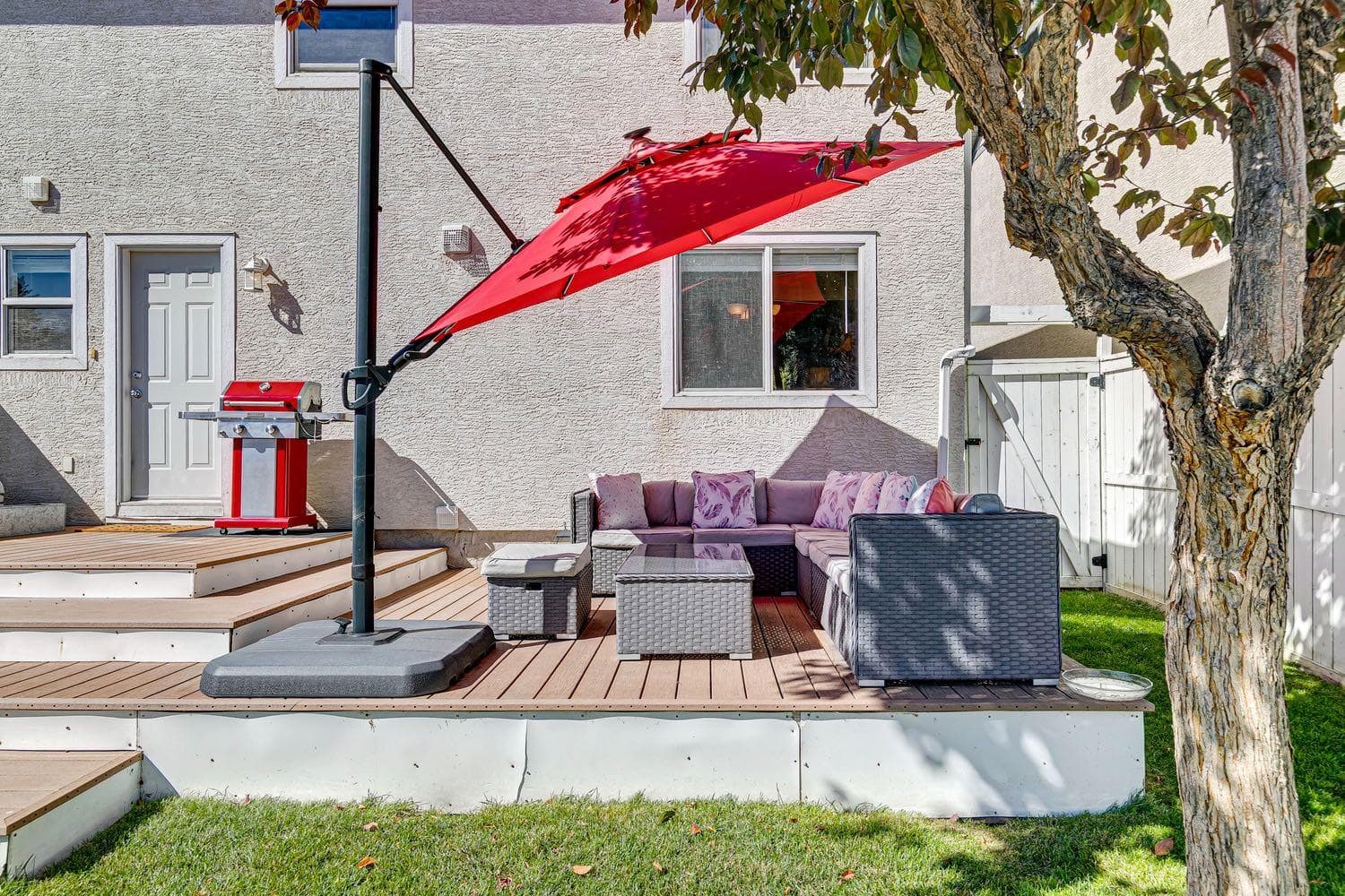 159 Somme Manor SW