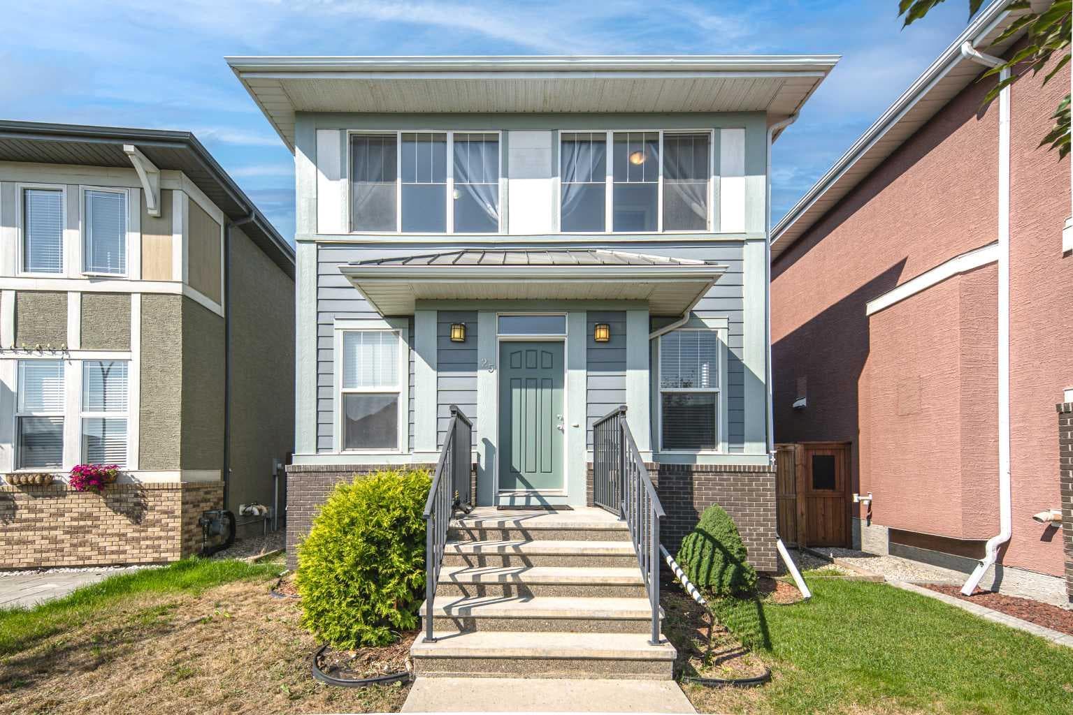 25 Marquis Place SE
