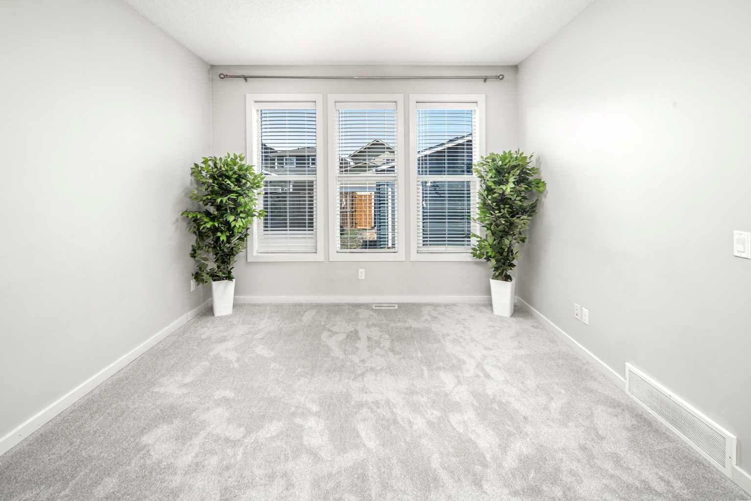 25 Marquis Place SE
