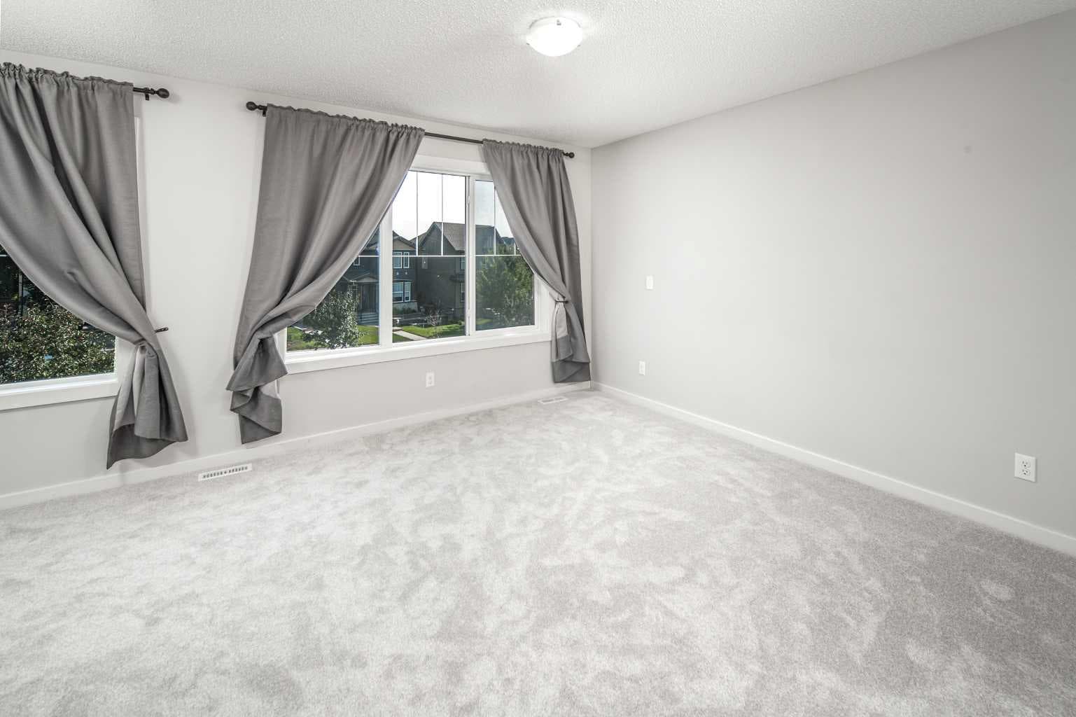 25 Marquis Place SE