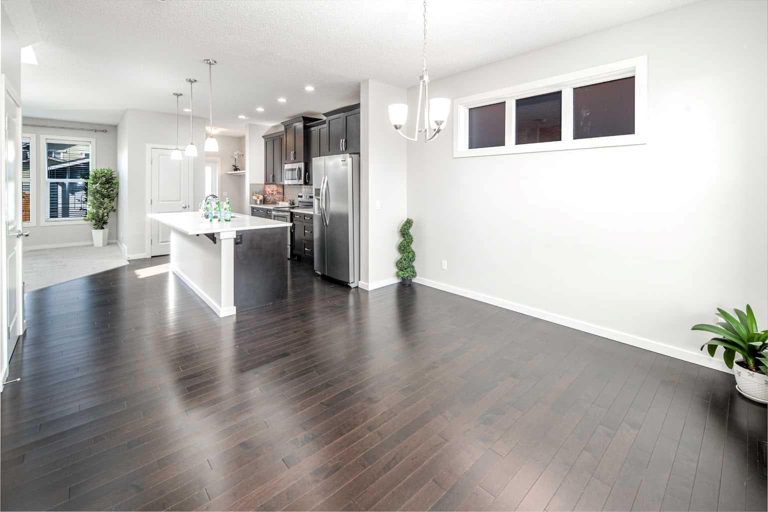 25 Marquis Place SE