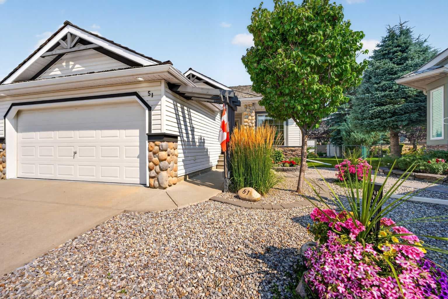 51 Chaparral Heath SE