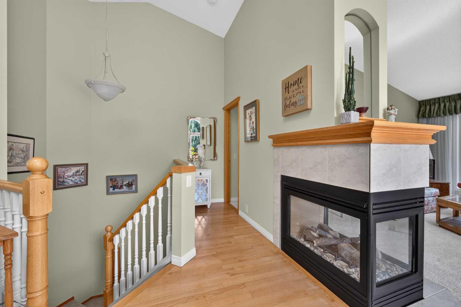 51 Chaparral Heath SE