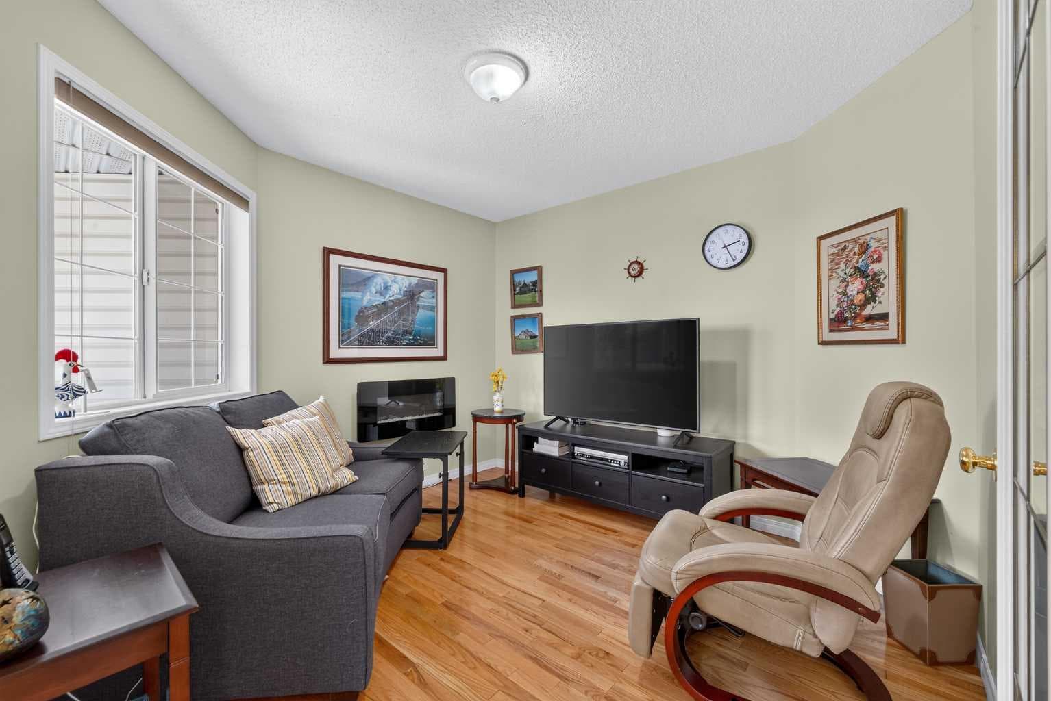 51 Chaparral Heath SE