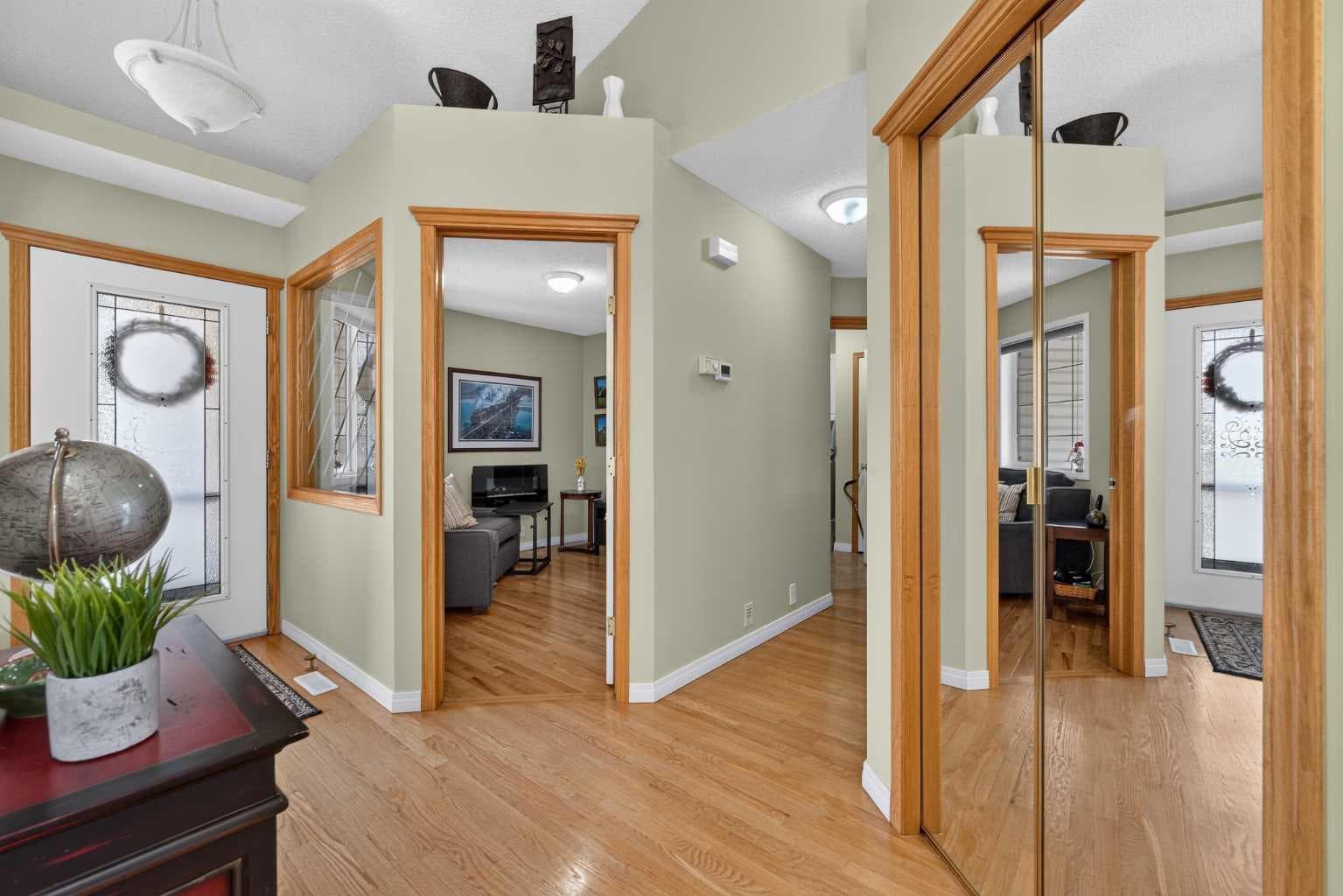 51 Chaparral Heath SE