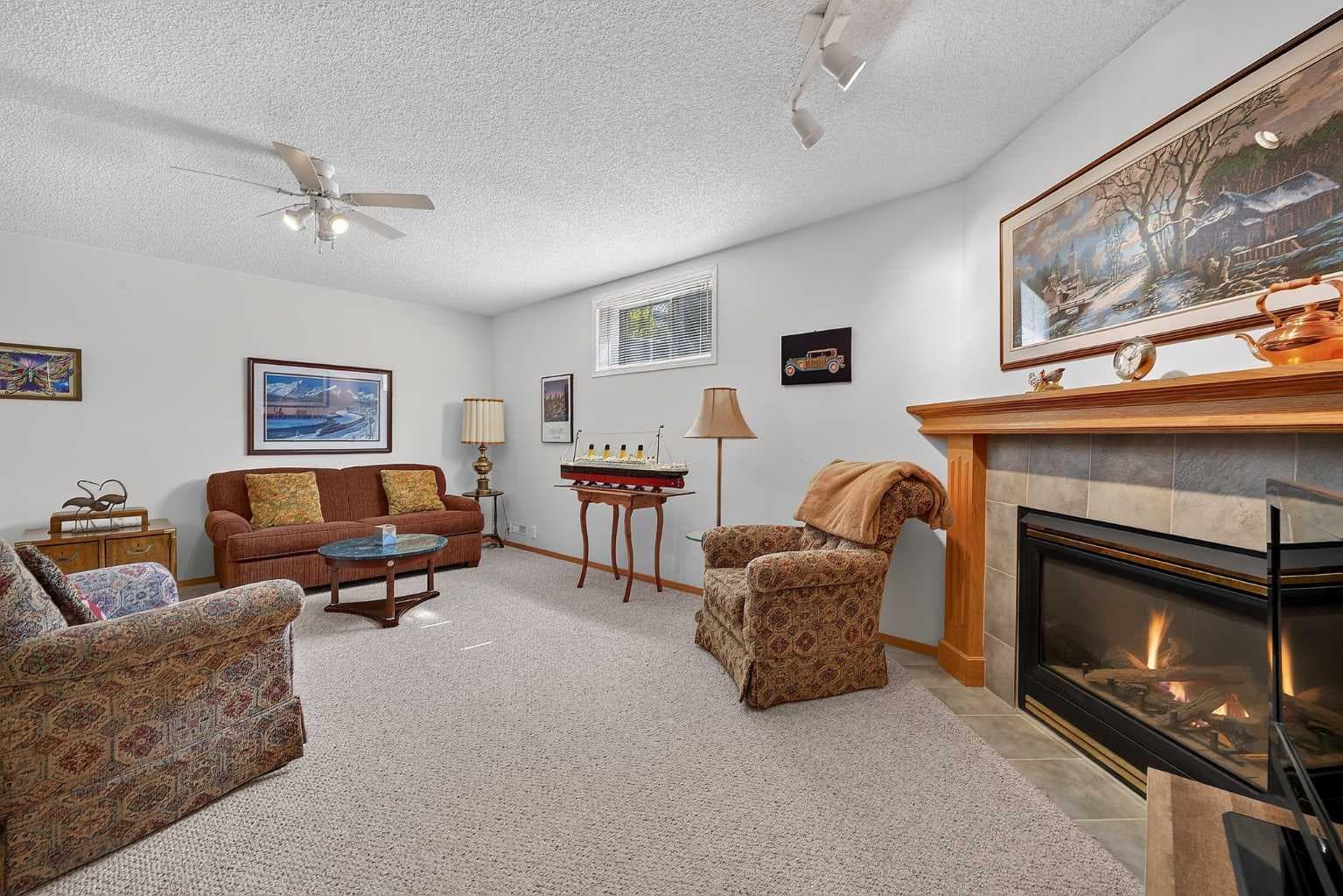 51 Chaparral Heath SE
