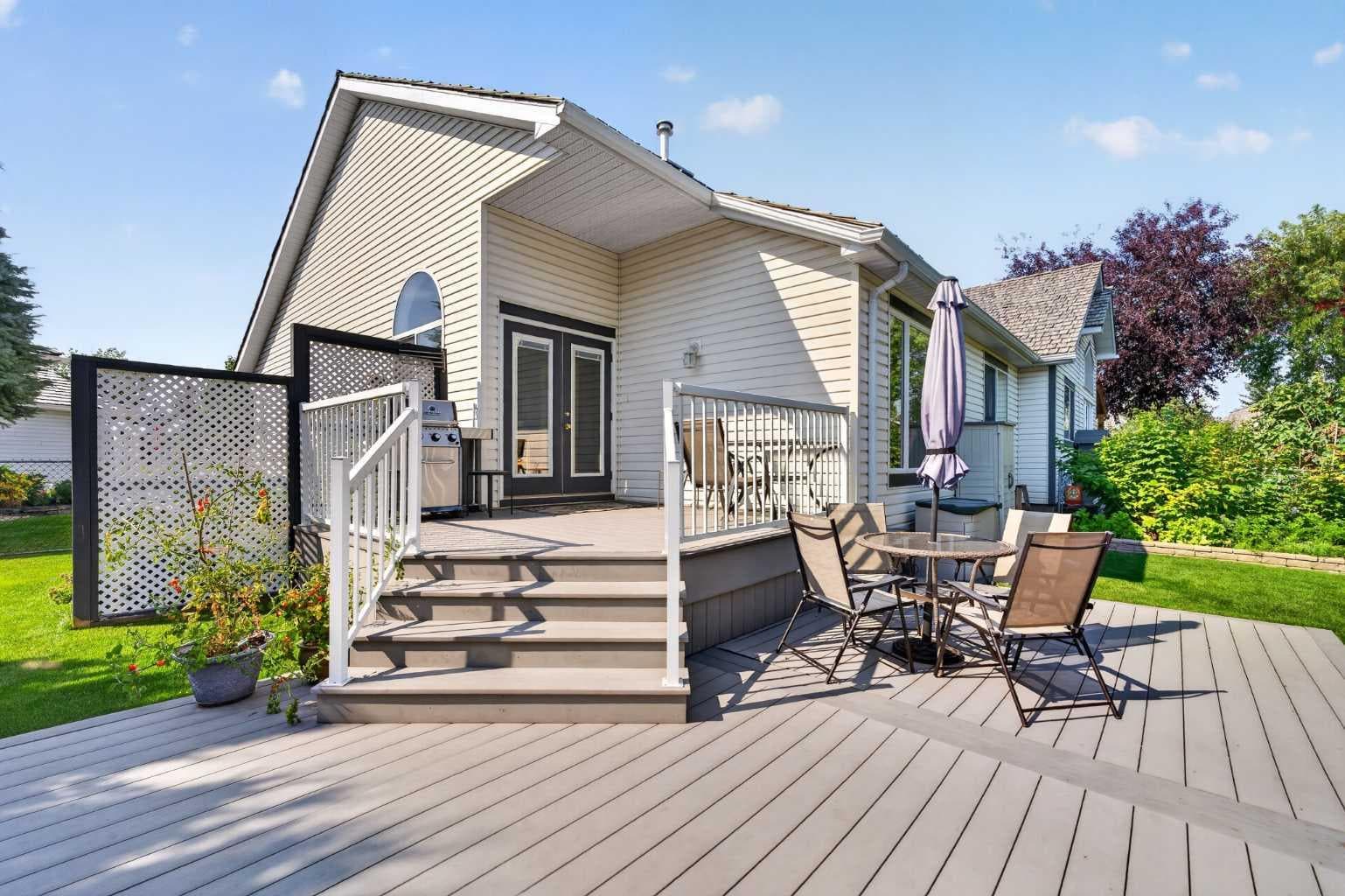 51 Chaparral Heath SE