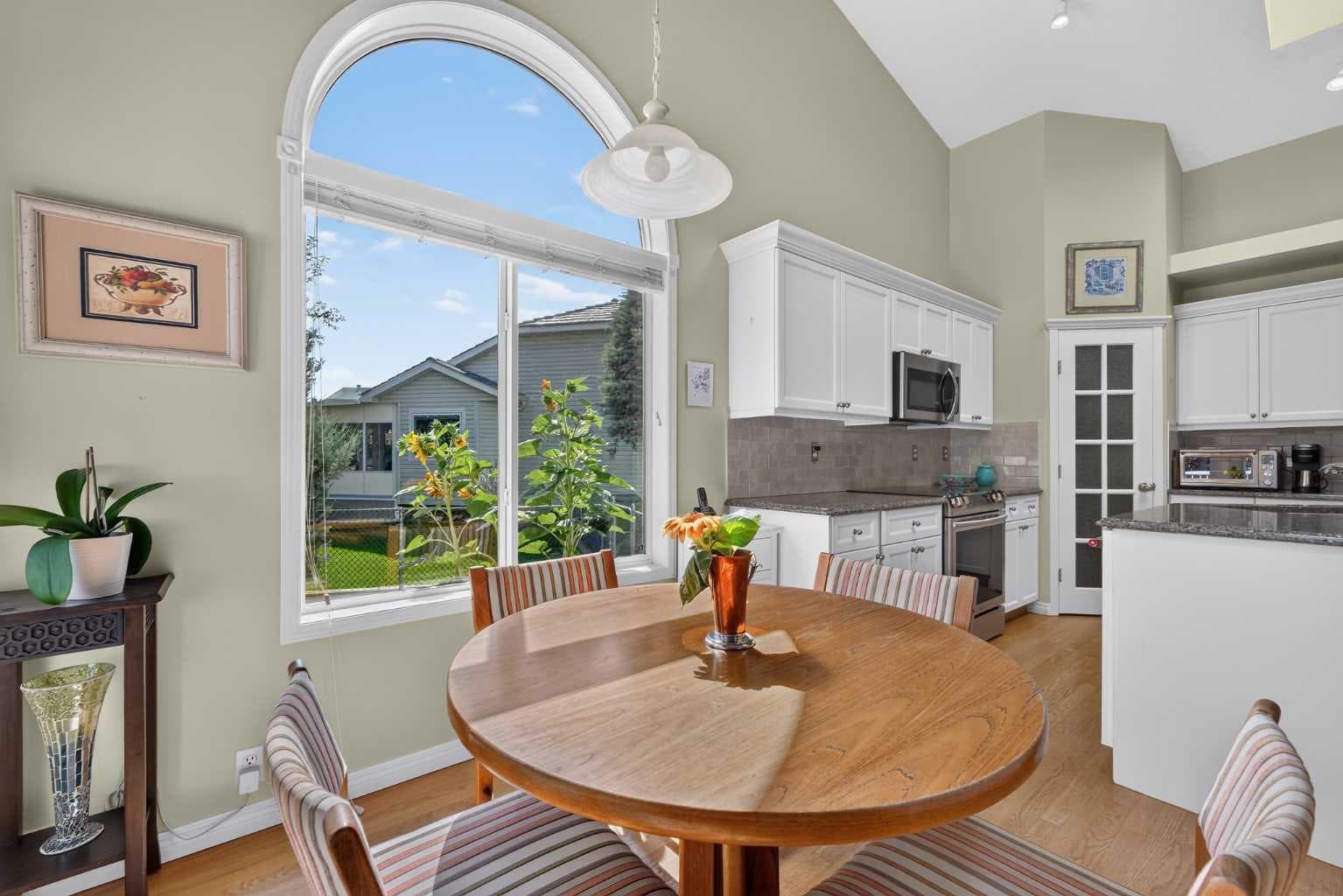 51 Chaparral Heath SE