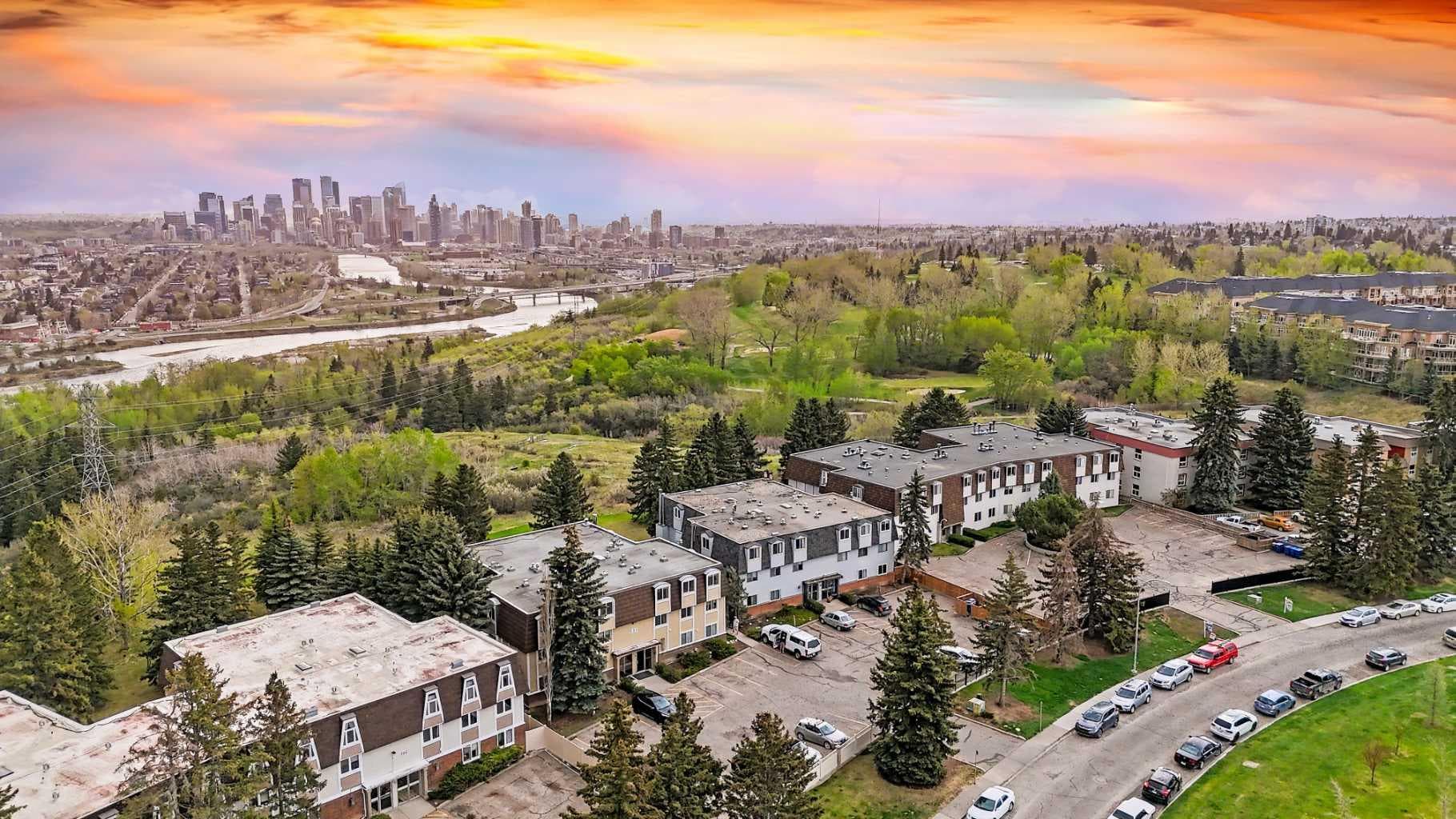 301, 508 Cedar Crescent SW