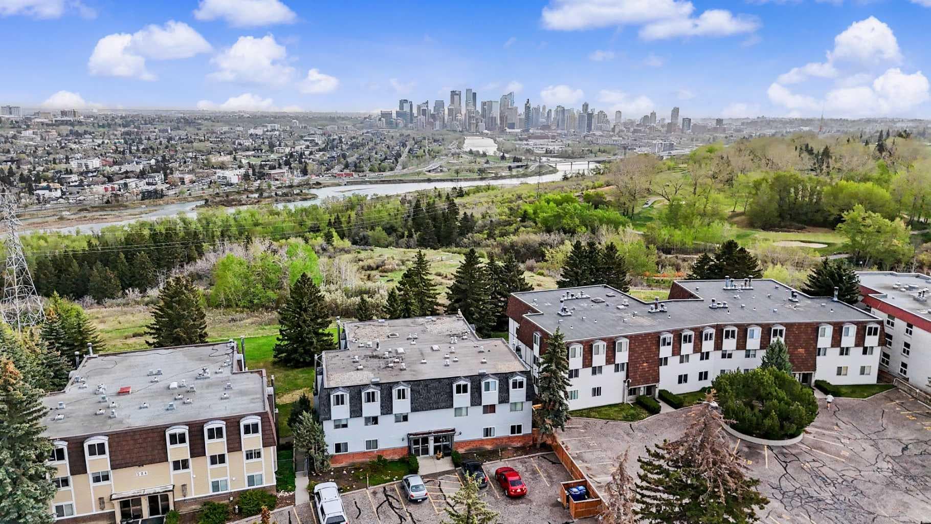 301, 508 Cedar Crescent SW