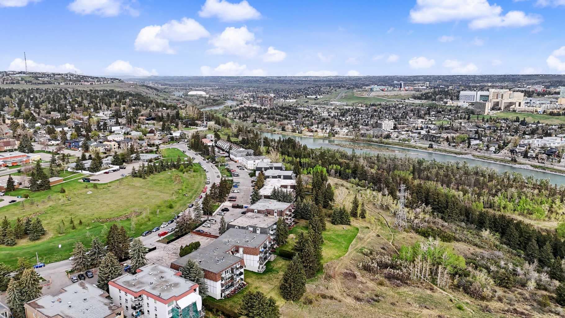 301, 508 Cedar Crescent SW