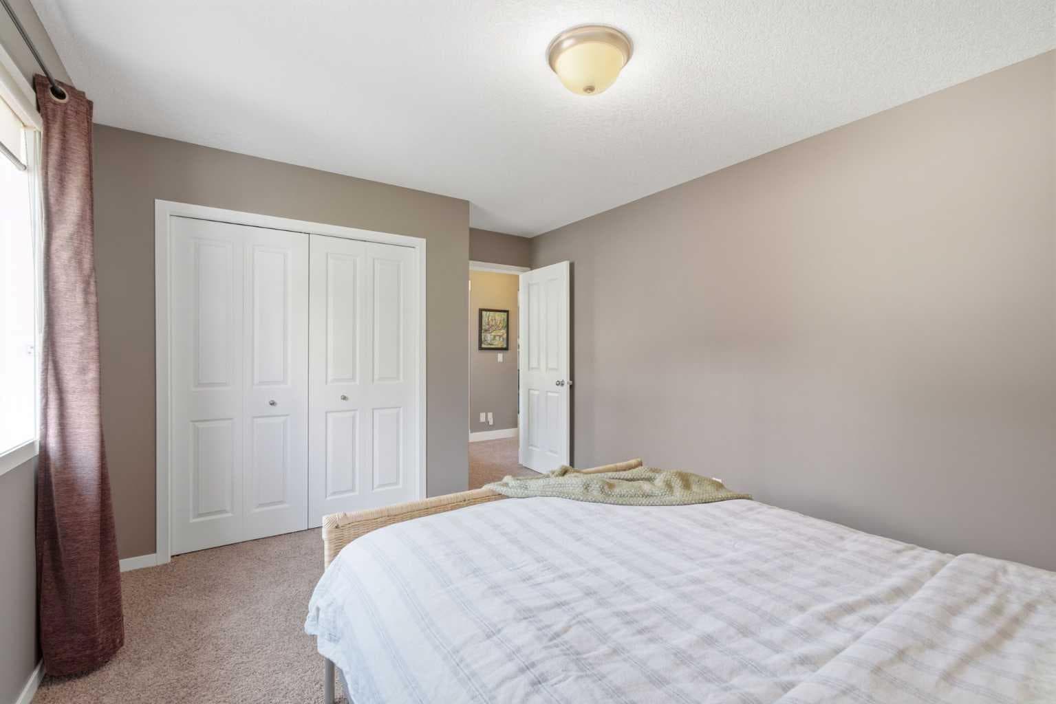 191 Springbluff Heights SW
