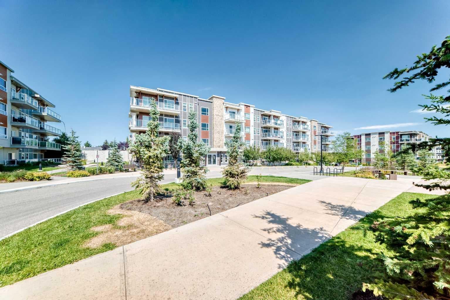306, 360 Harvest Hills Common NE