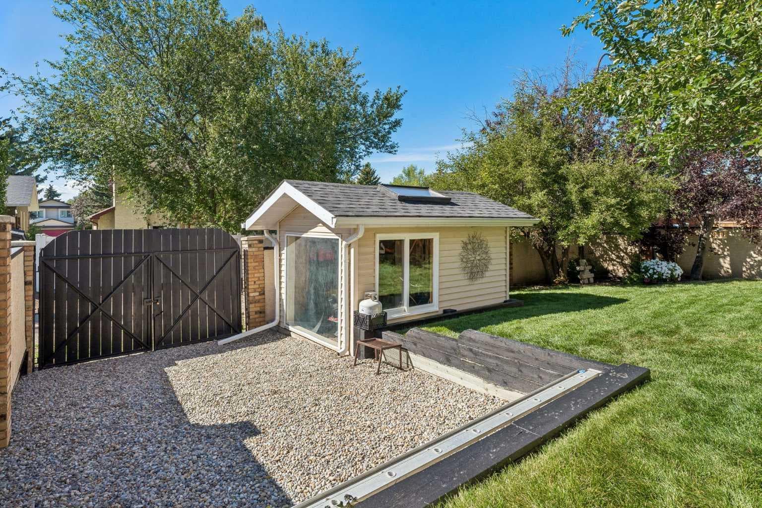 24 Scenic Acres Drive NW
