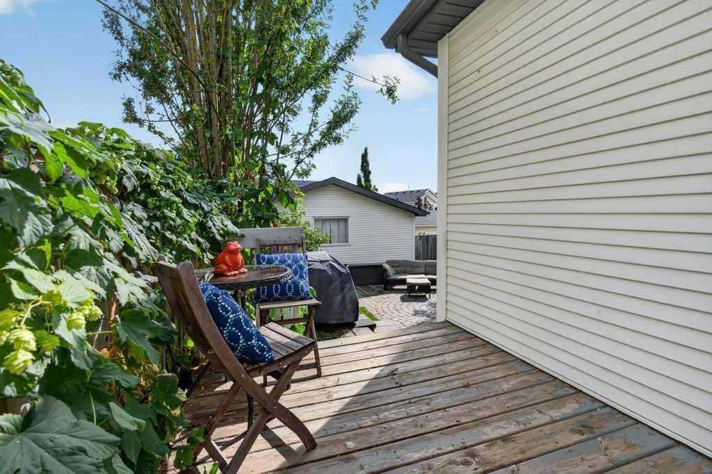 72 Tuscany Springs Way NW