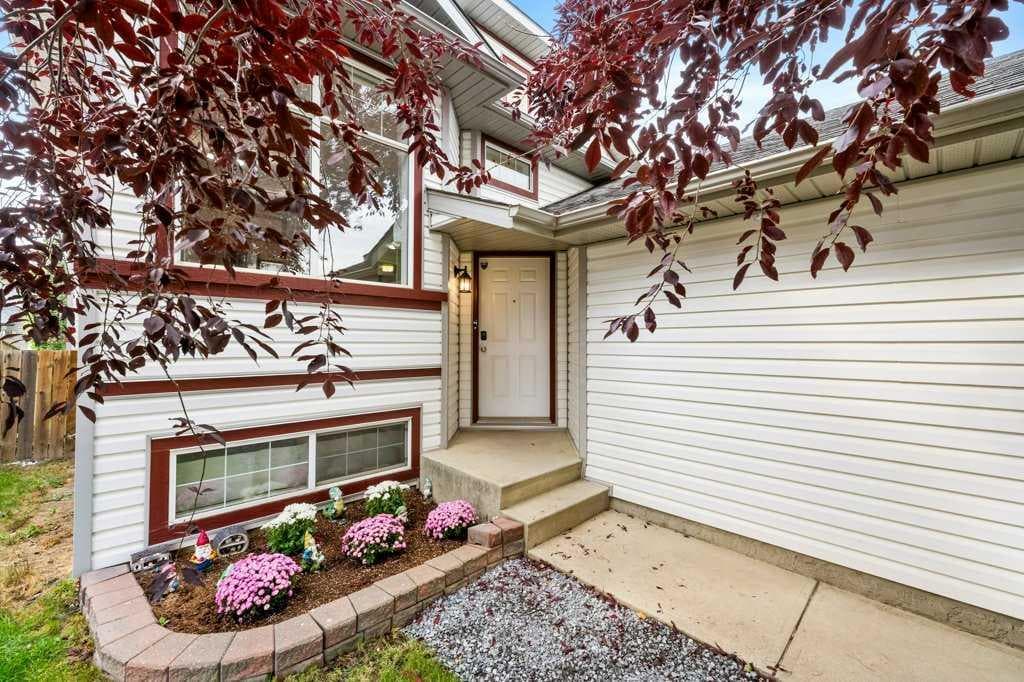 104 Springs Place SE
