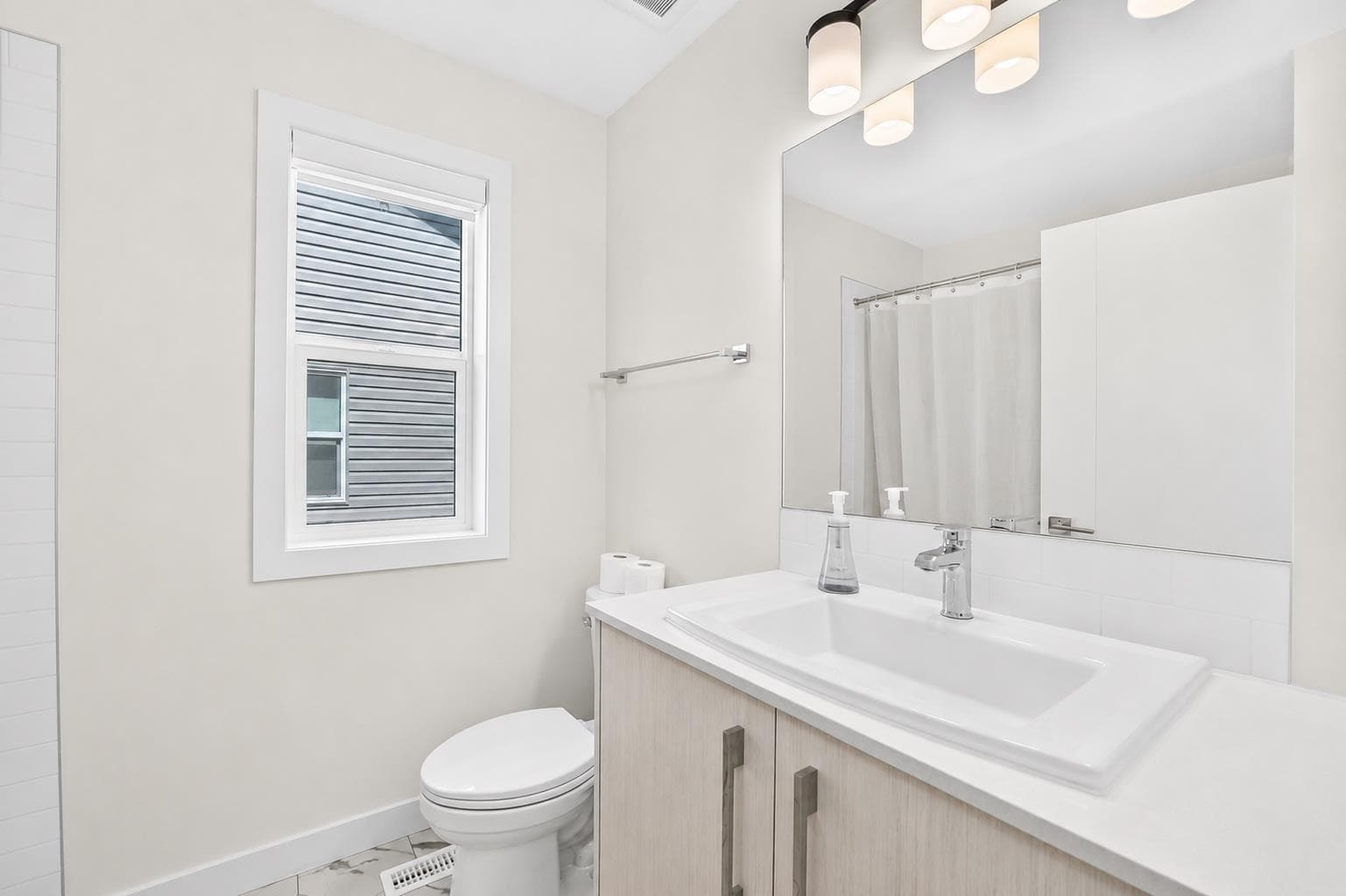 308, 135 Belmont Passage SW