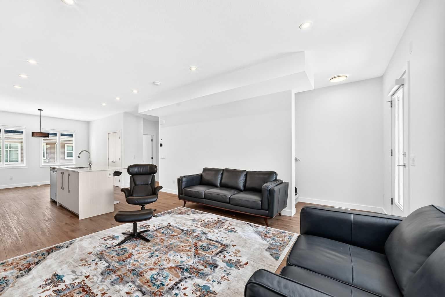 308, 135 Belmont Passage SW